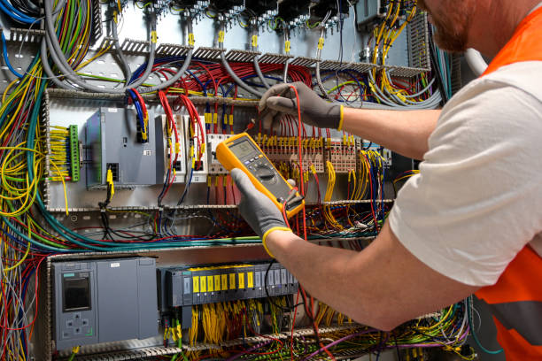 Best Electrician Near Me  in Middlefield, OH